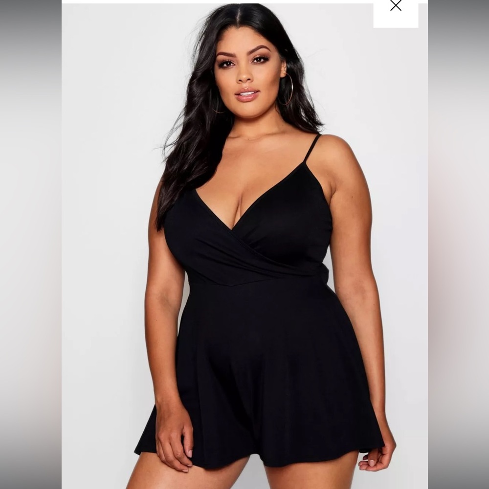 🩵🩵Sexy Black Romper🩵🩵